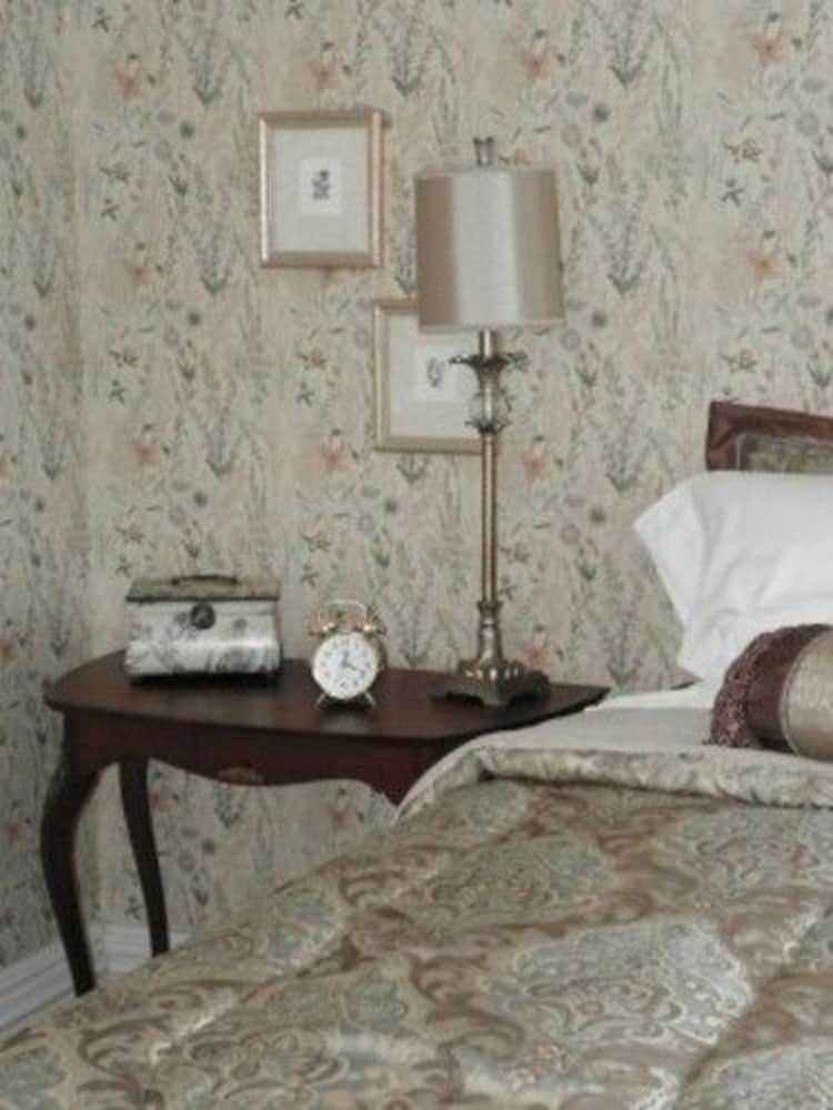 Marble Mansion Inn