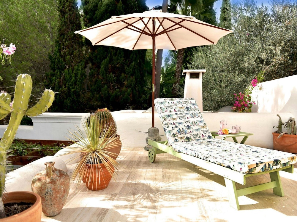 Holiday Home With Alfresco Dinning