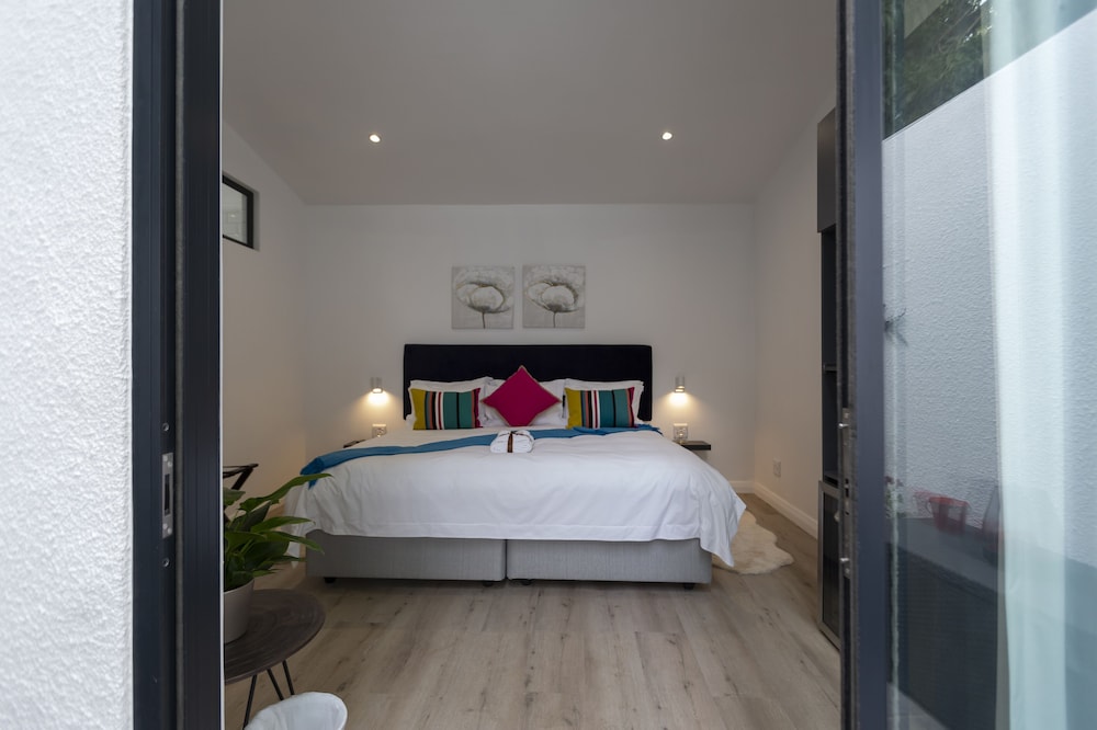 Point B Guest House