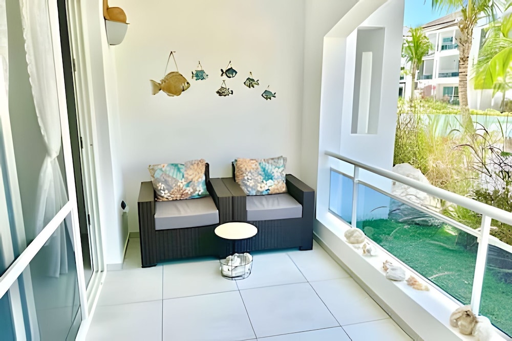 Estrella Dominicus by Advantage Club