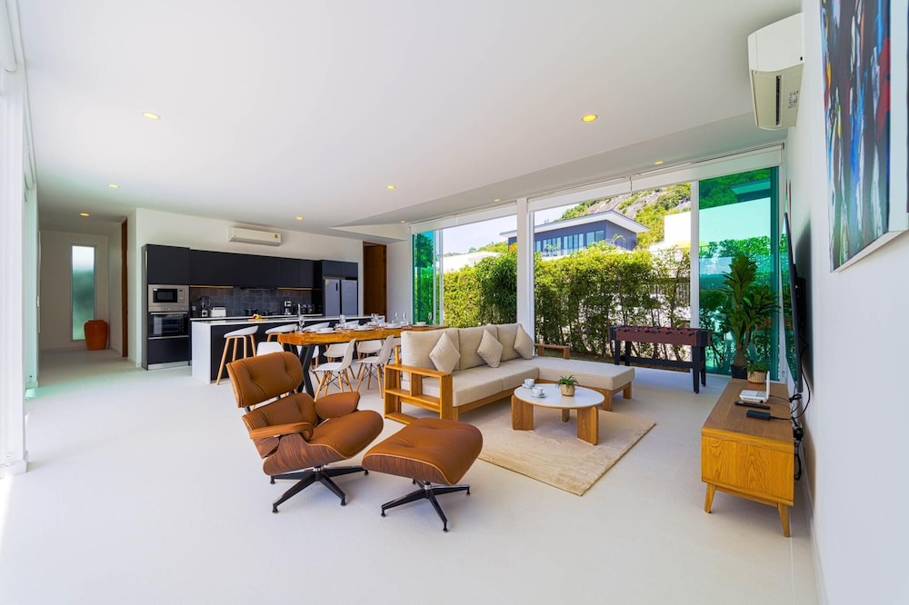 Modern 4 Bed Private Pool Villa KH-B6