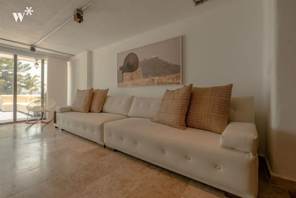 w Amazing 4BR Villa w AC n Ocean View