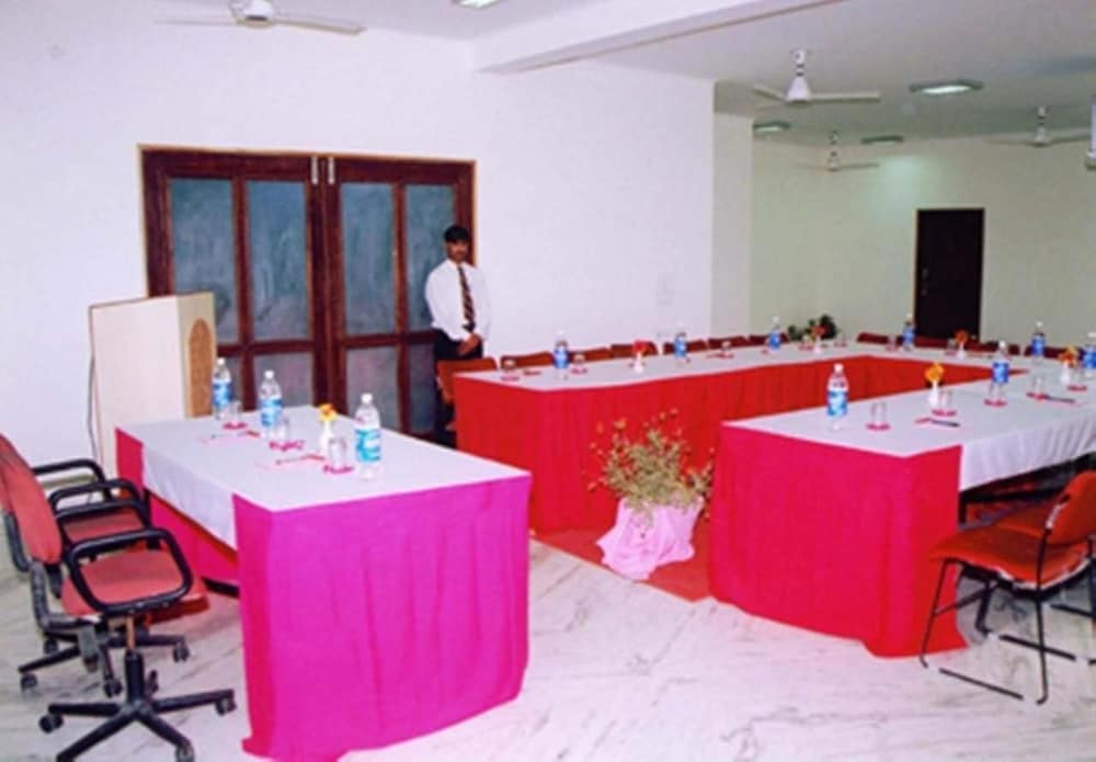 meeting & event spaces