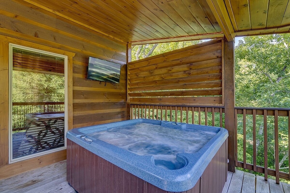 Making Memories - 1 Bedrooms, 1 Baths, Sleeps 4 Home by RedAwning