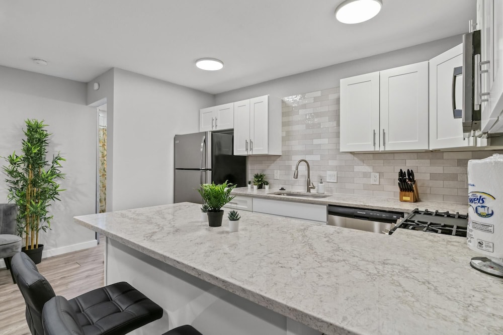 Stylish Studio Downtown Evonify - Property Image 21