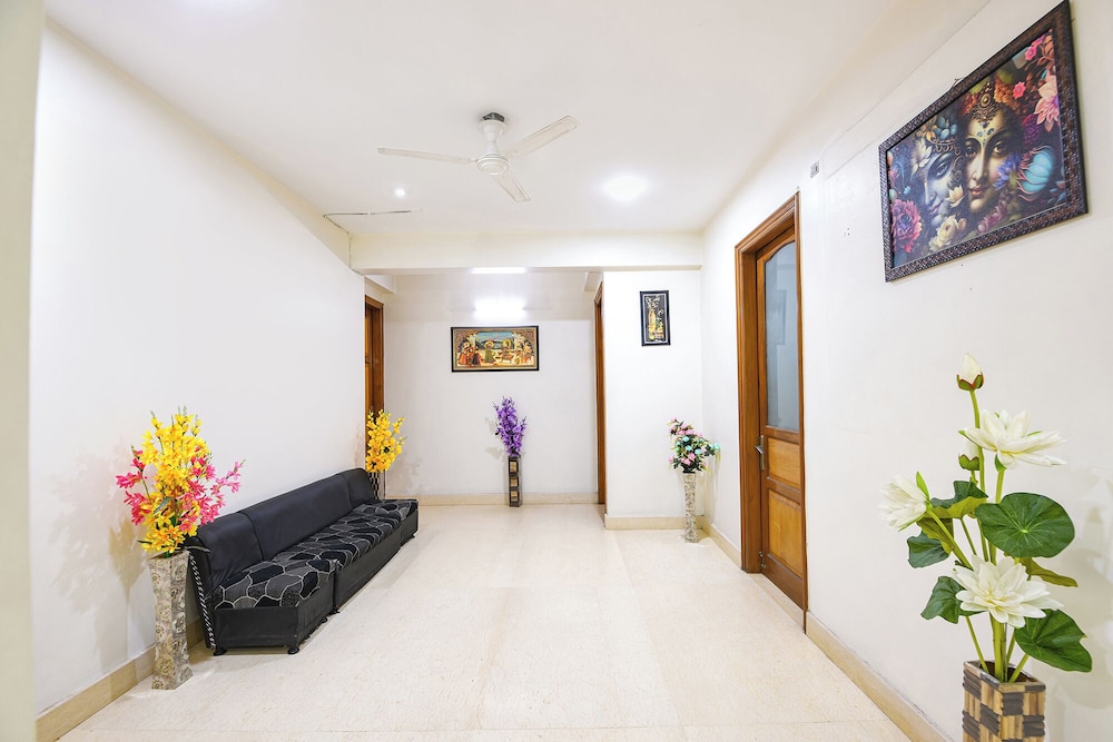 Fabhotel Akashneem