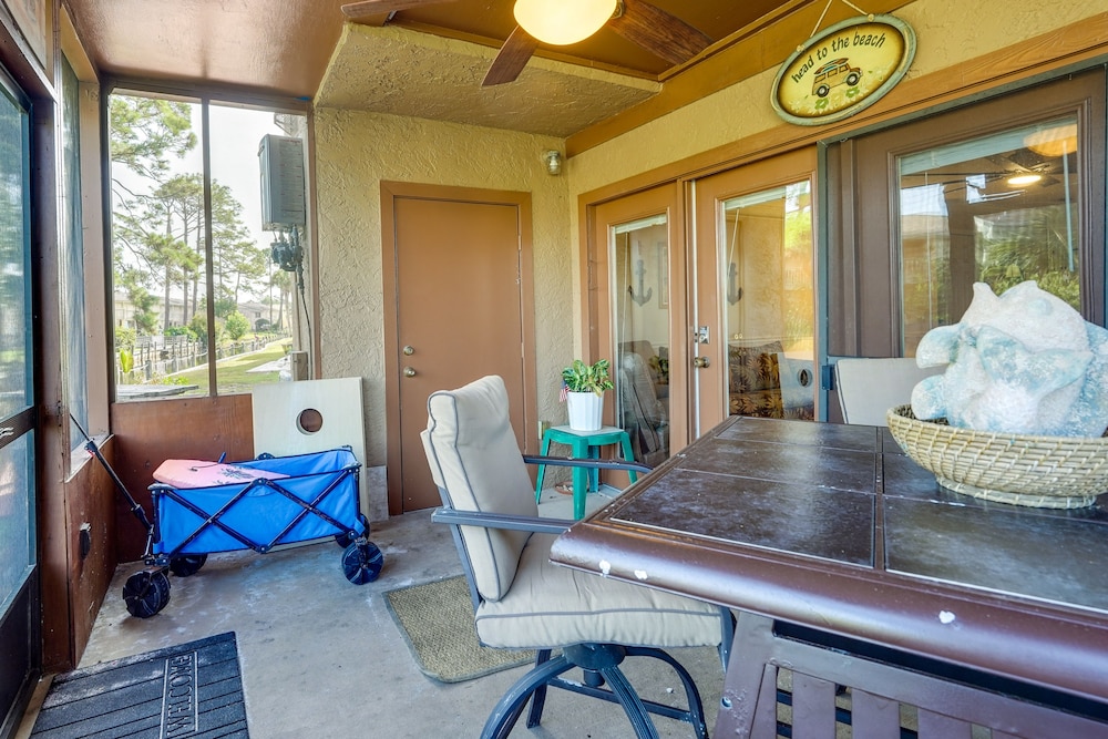 PCB Townhome w/ Resort Amenities - Walk to Ocean!