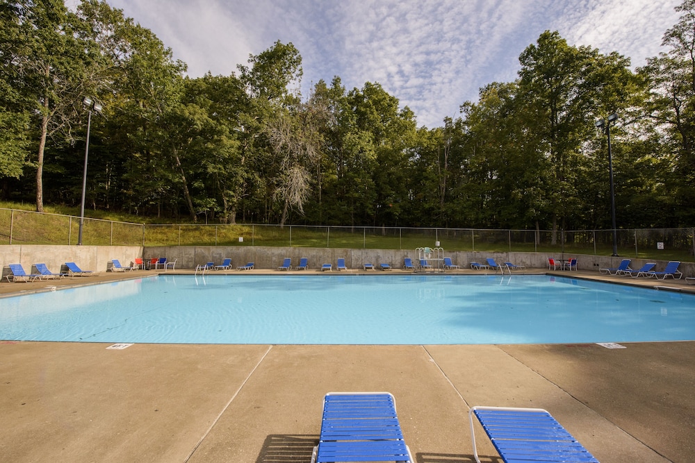 Carter Caves State Resort Park