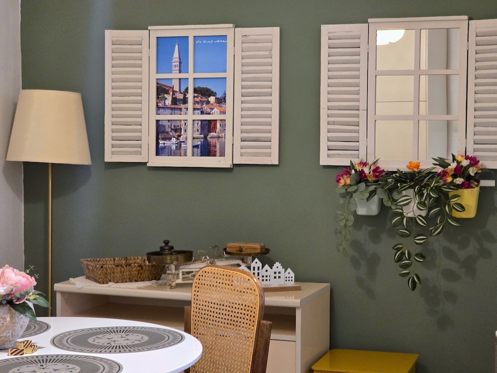 Two-Bedroom Apartment SEVEN