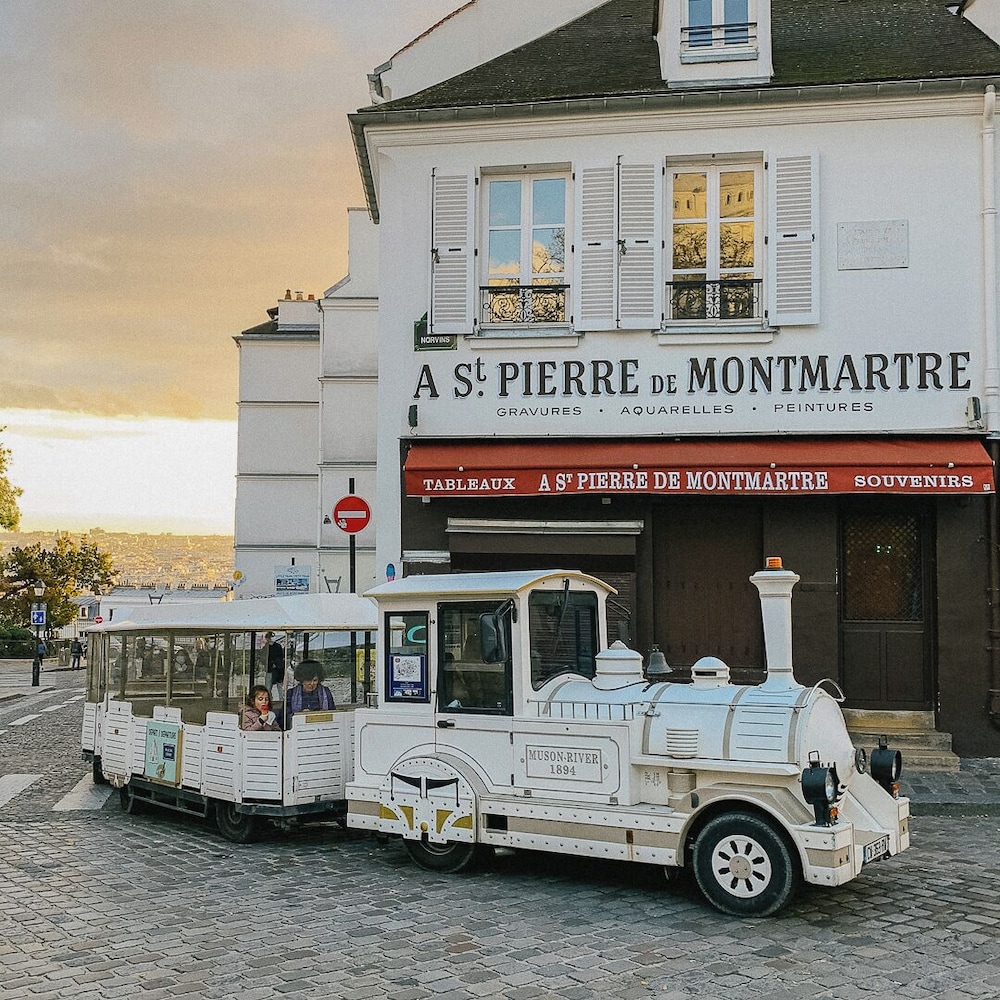Montmartre Romantic