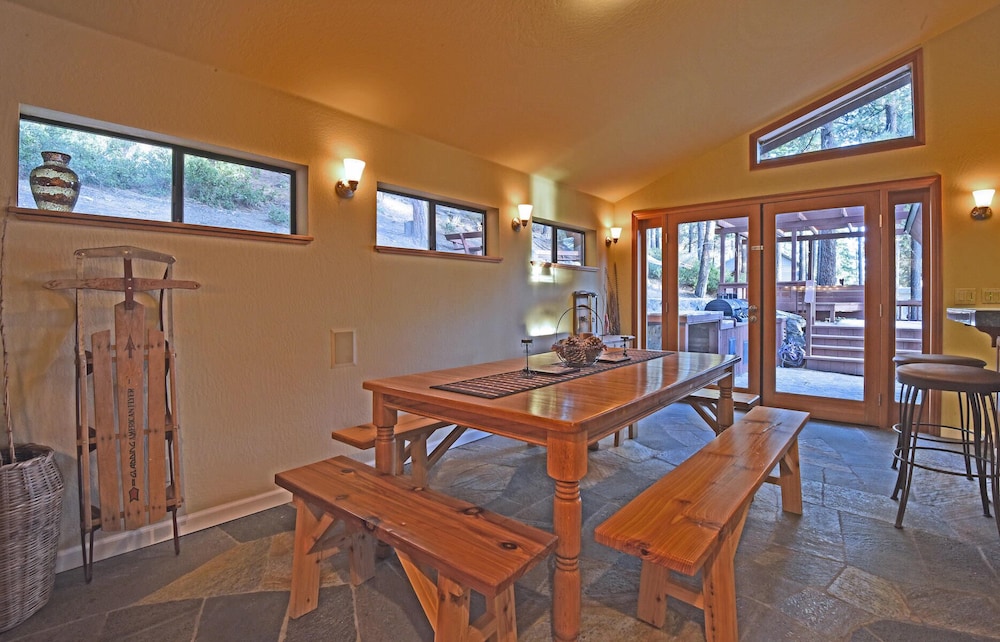 Mountainside Overlook - Property Image 18