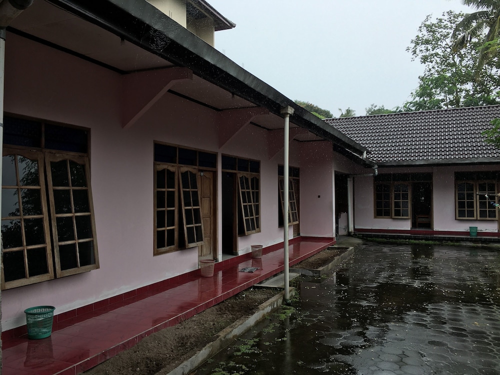Photo 9