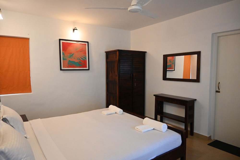 Jungle Hut- Annabelles Beach Apartments at Bernard Simao Calangute view 2