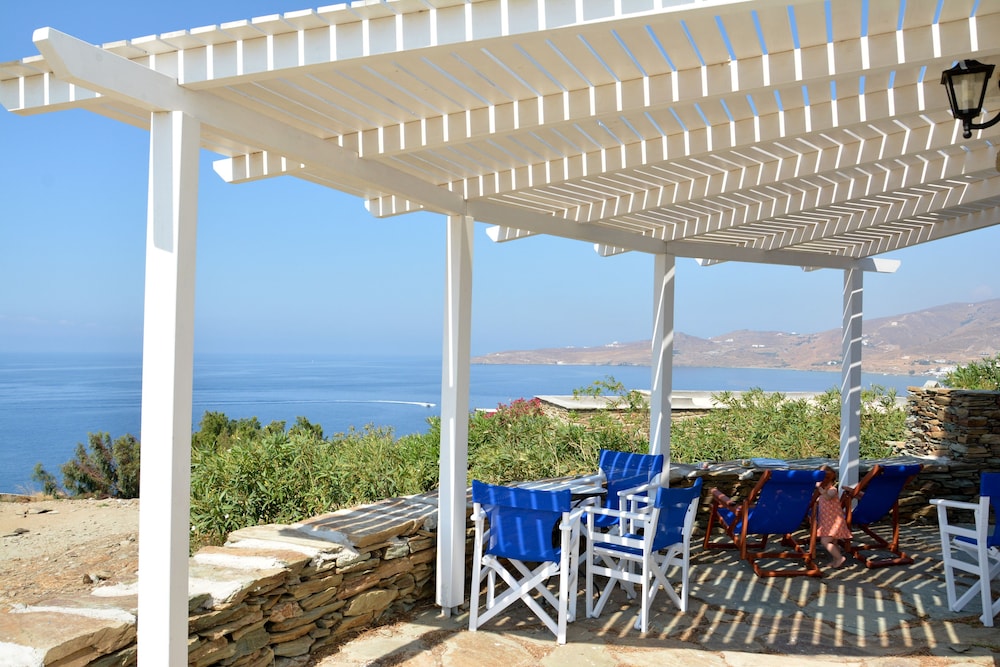 Stavros Bay