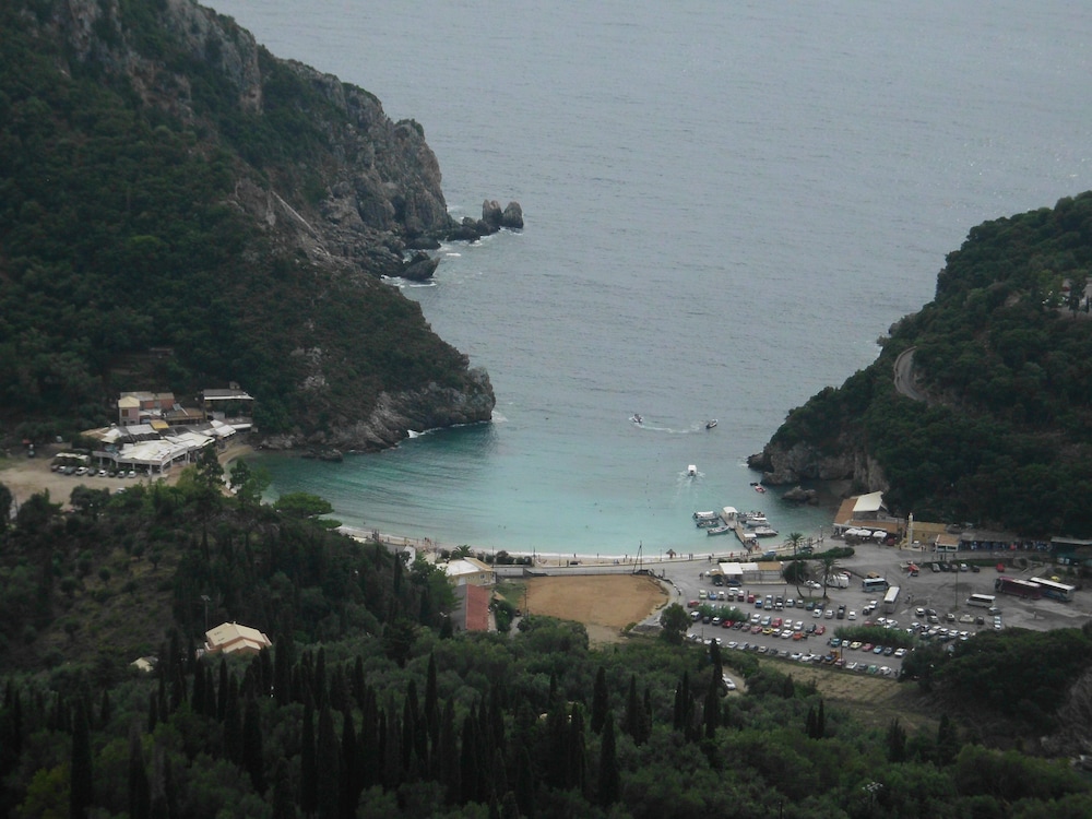 Photo 16
