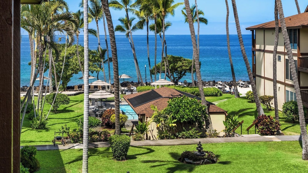 Updated Top Floor - Ocean View - Pool! - Vrkcv