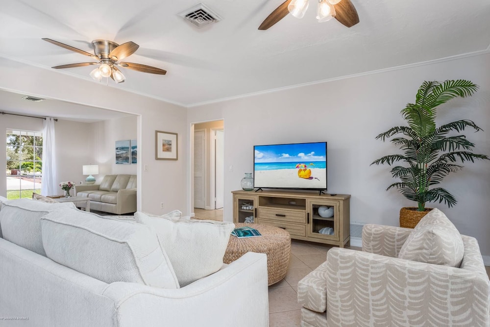 Nokomis Home Close to Beach