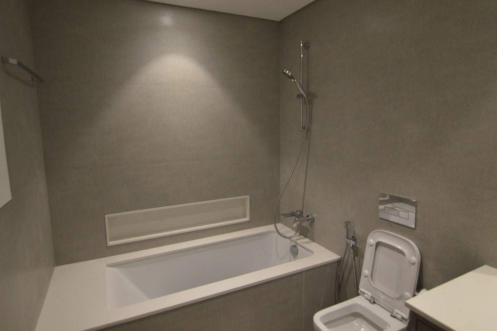 Luxury 1BR 5 star Apt Burj Khalifa View
