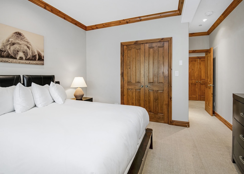 Brookside Townhome 103 3 Bedroom Townhouse