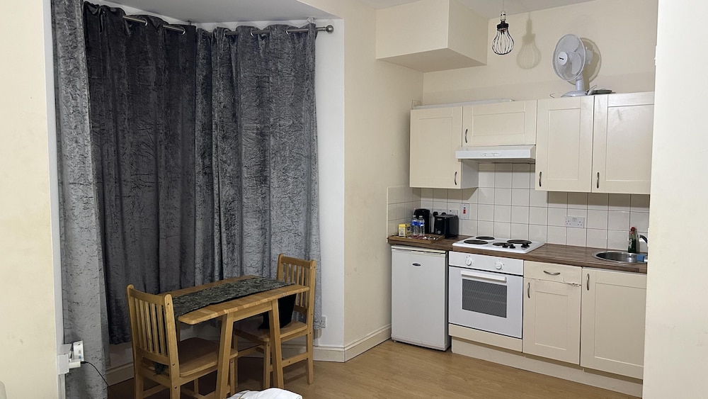 Charming 1-bed Studio in London