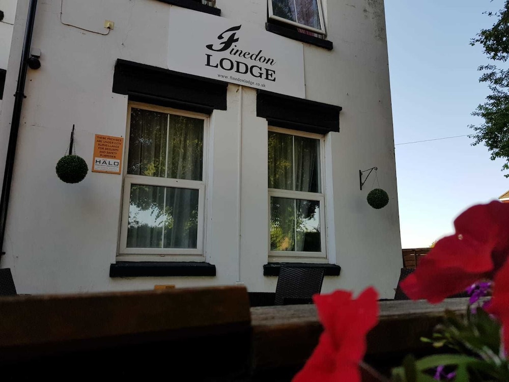 Finedon Lodge