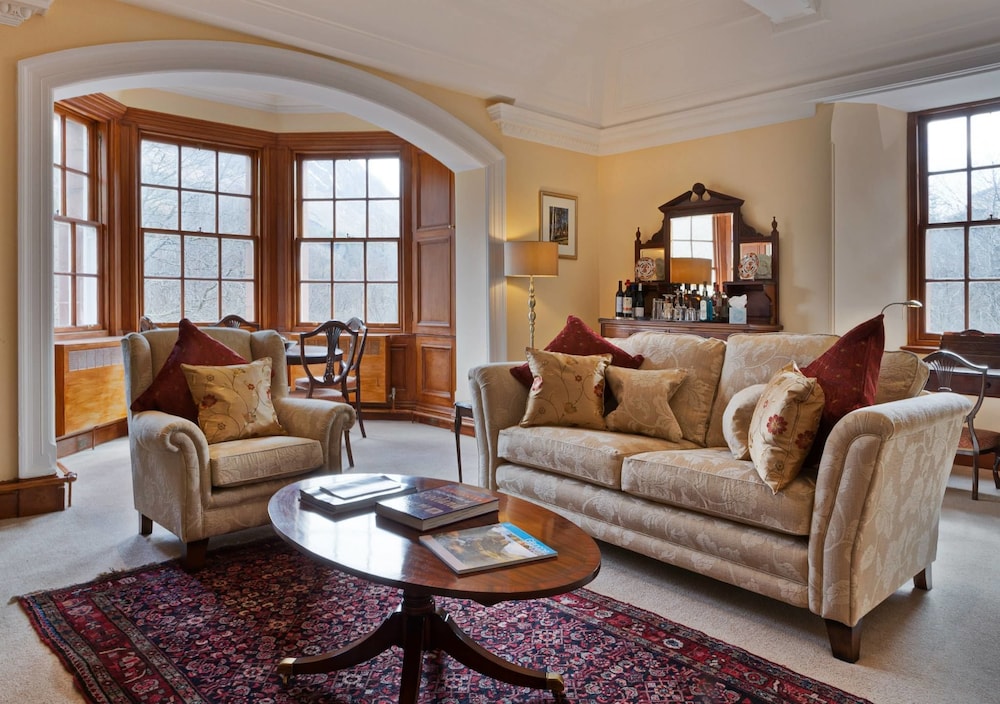 Glencoe House