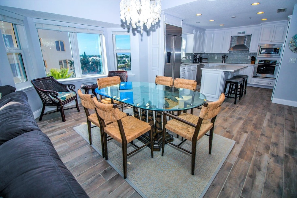 Atlantic Villas 303