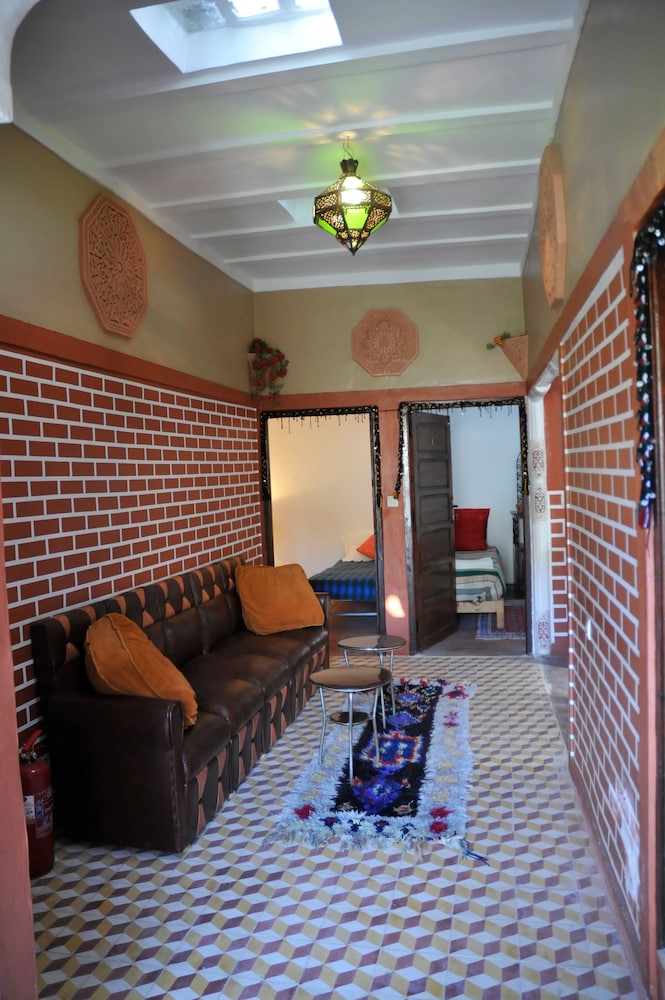 Mandar Kebir