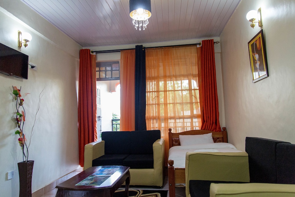 Kuniville Guest House