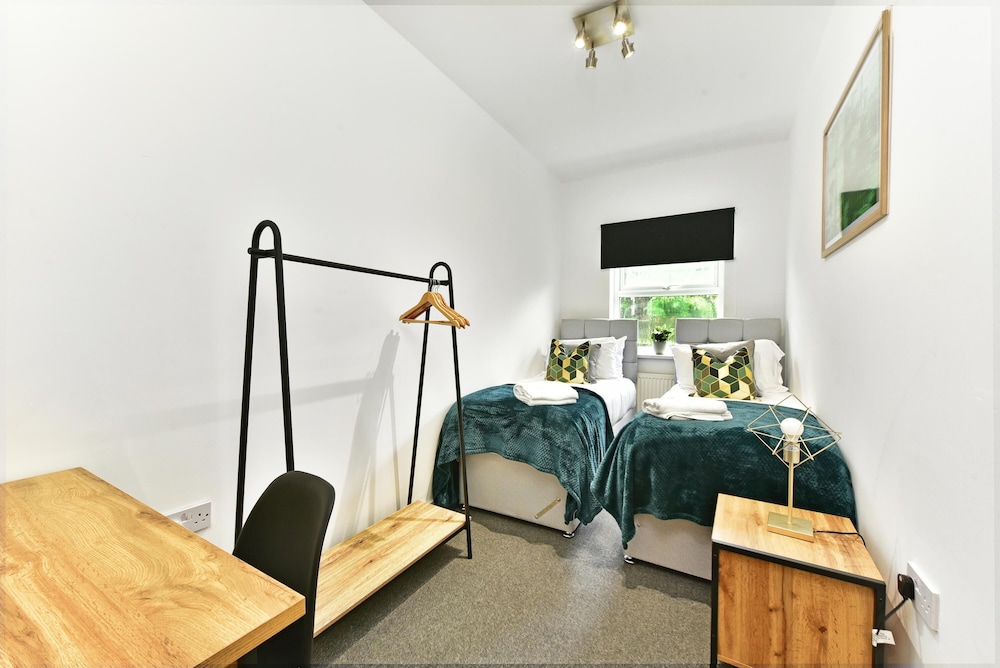 West Ealing SVD Apt. - 2 Bedroom 2 Bath