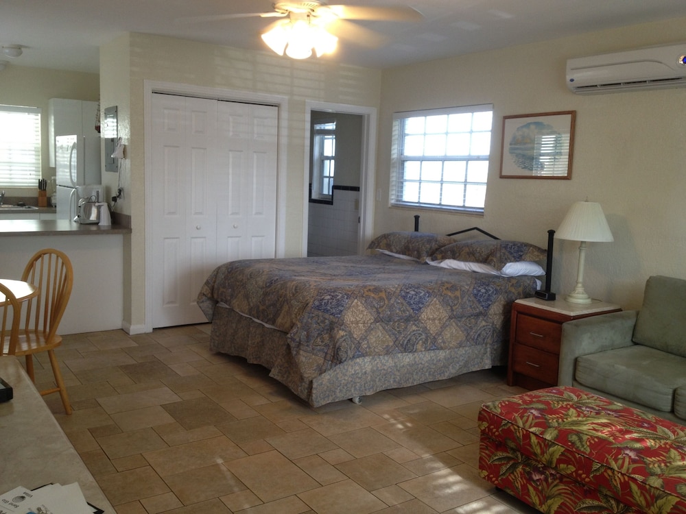 Sand Glo Villas