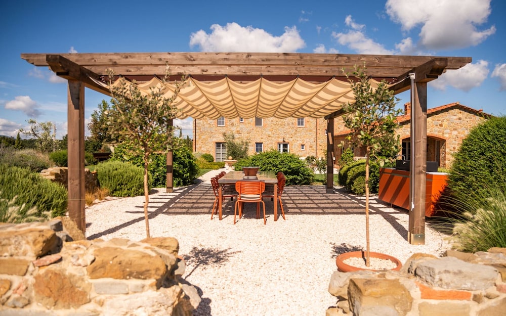 Luxury Farmhouse in Umbria-podere Montecani photo 5