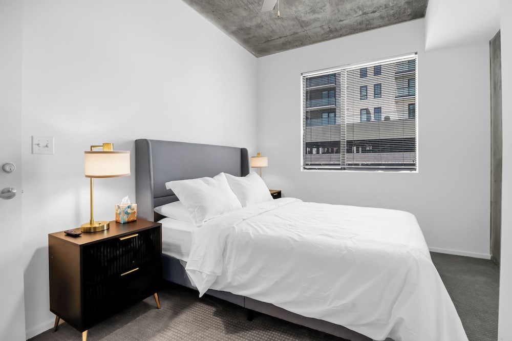 Phoenix Urban Luxury Escape