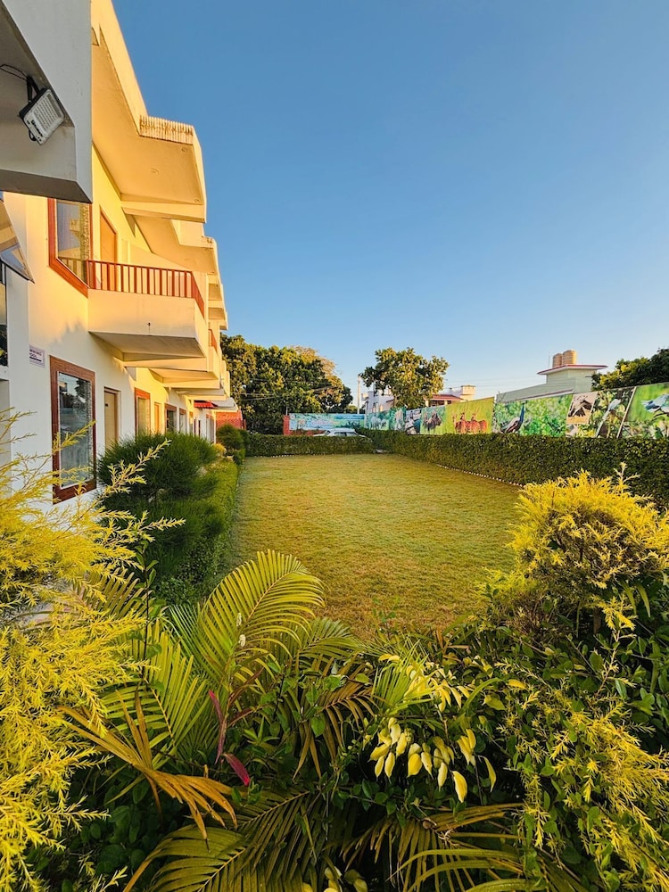 Lee Corbett Resort