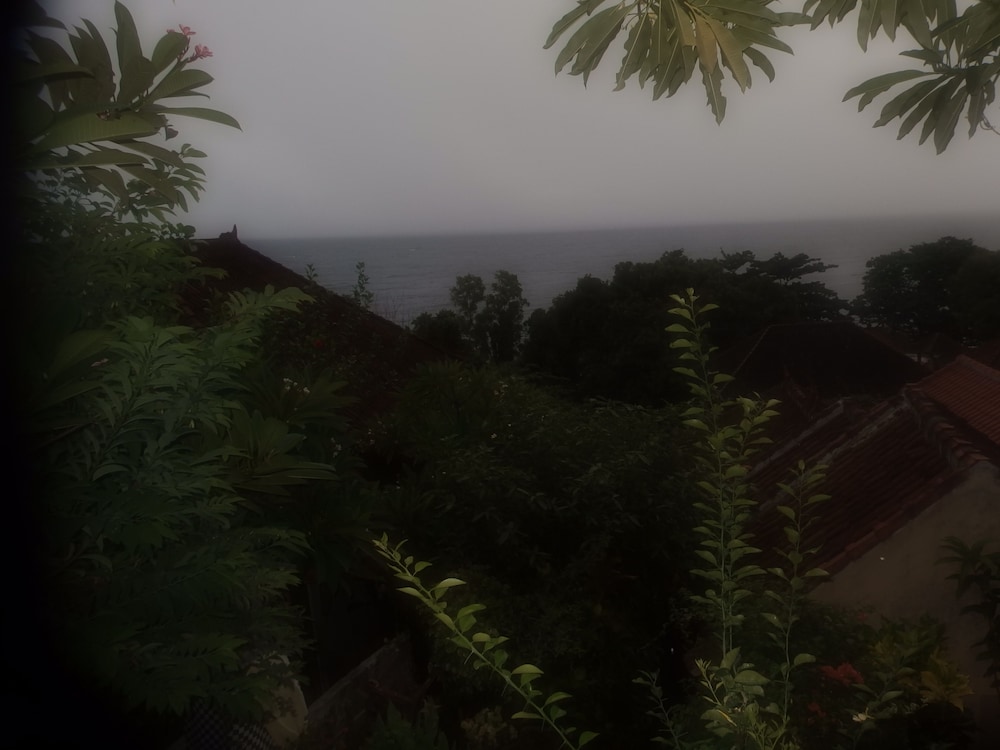 Bukit Indah Home Stay