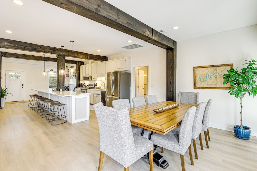 Fish, Boat & Unwind: Old Hickory Lake Retreat