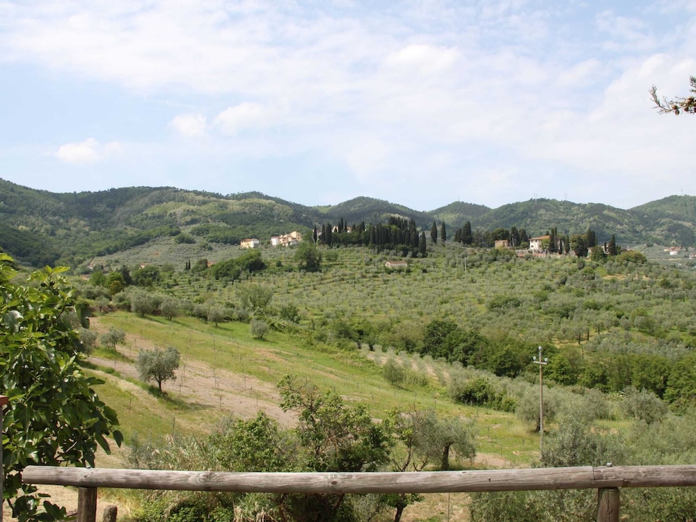 Tuscan Heaven; Vinci and Pistoia