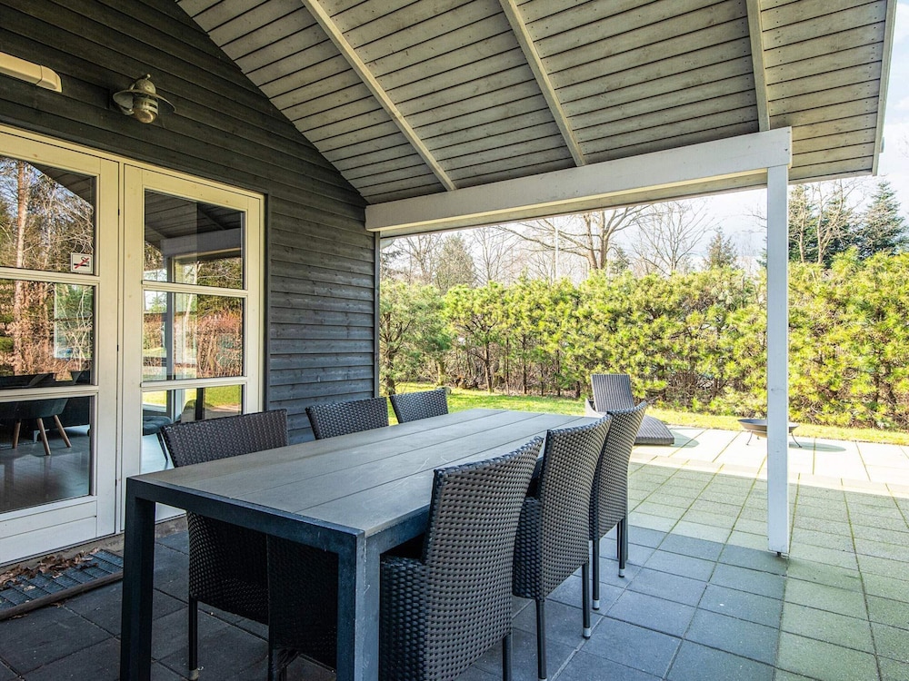 6 Person Holiday Home in Ansager