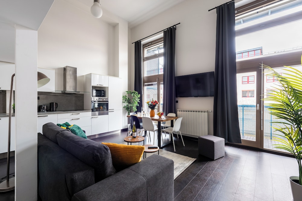 Apart loft hotel in Karlin