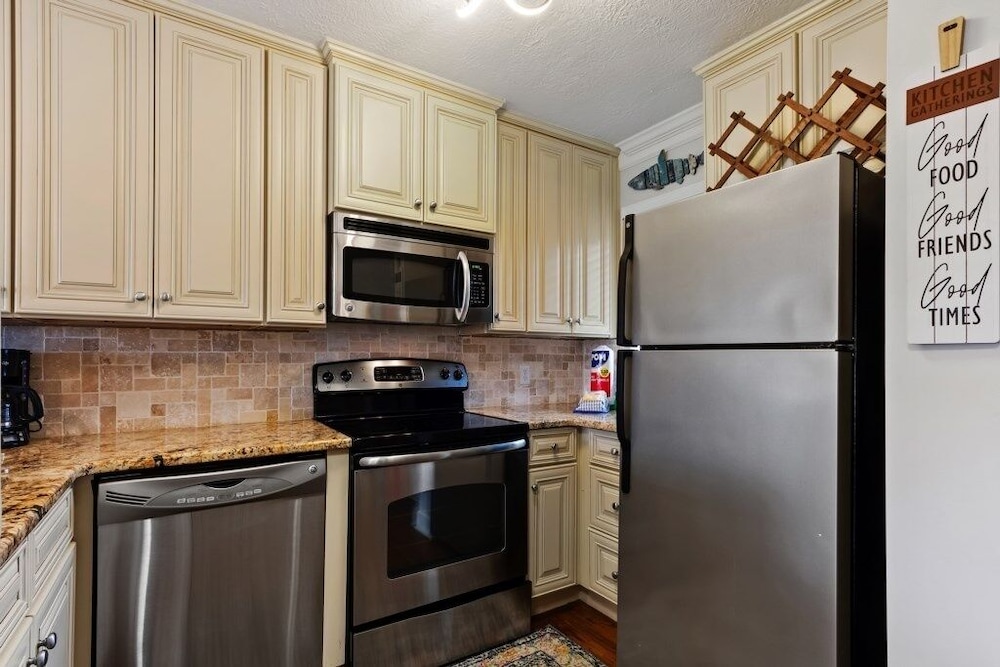 Sandy Beach Escape - Monthly Rates Until 2/28/26! 2 Bedroom Condo