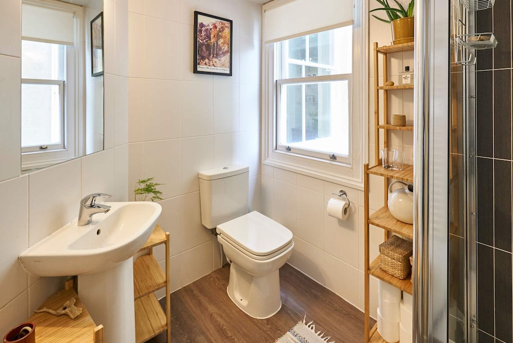 Host Stay Brunswick Place Flat