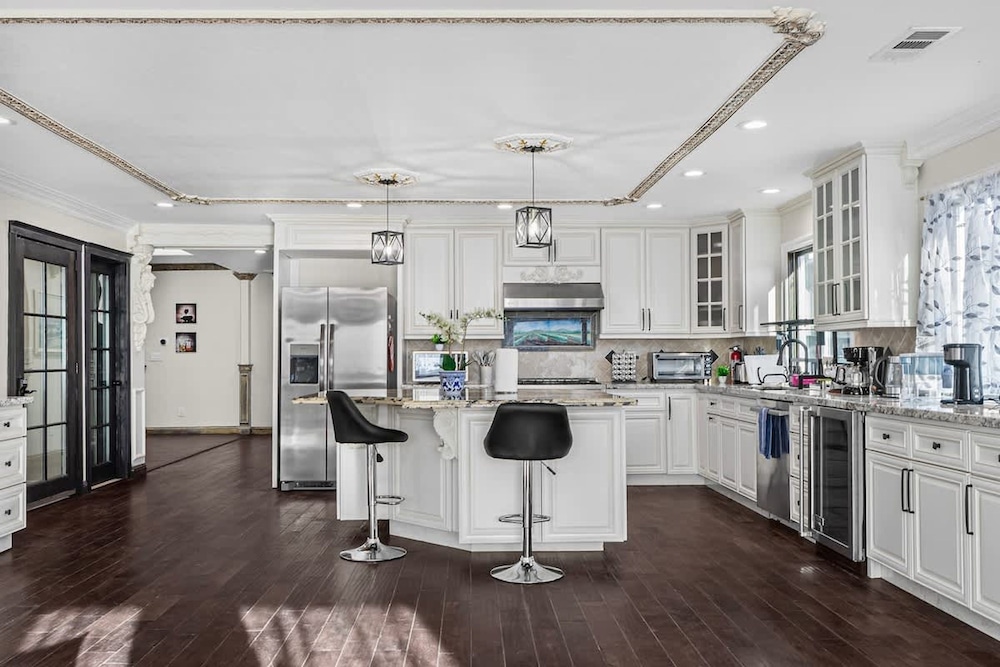 Stunning House wt 6Br 5bth SJ
