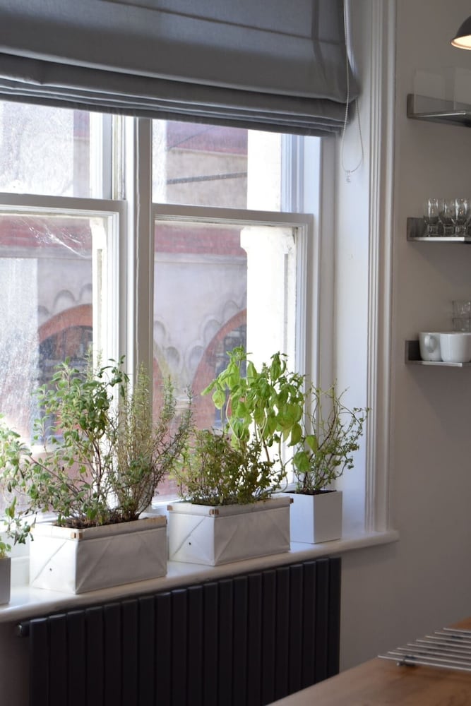 Airy Modern 1 Bed Apartment in Shoreditch