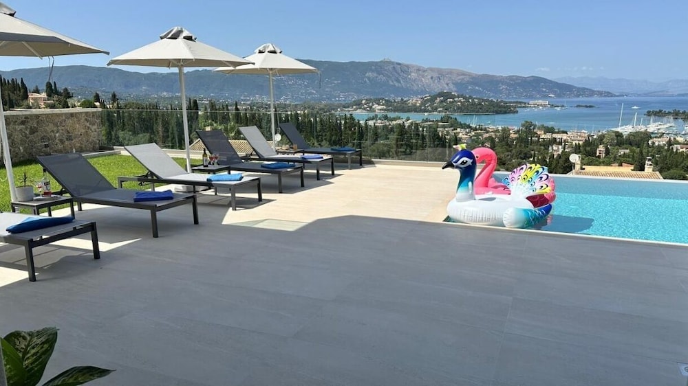 Villa Antonis