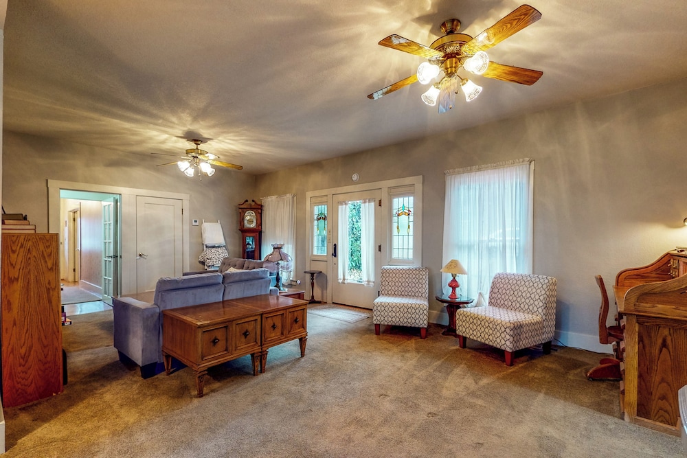 Forbestown Retreat: Easy Access to Clear Lake