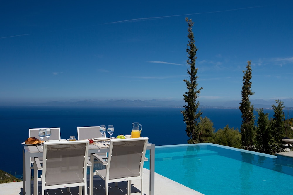 Ionian Horizon Villas