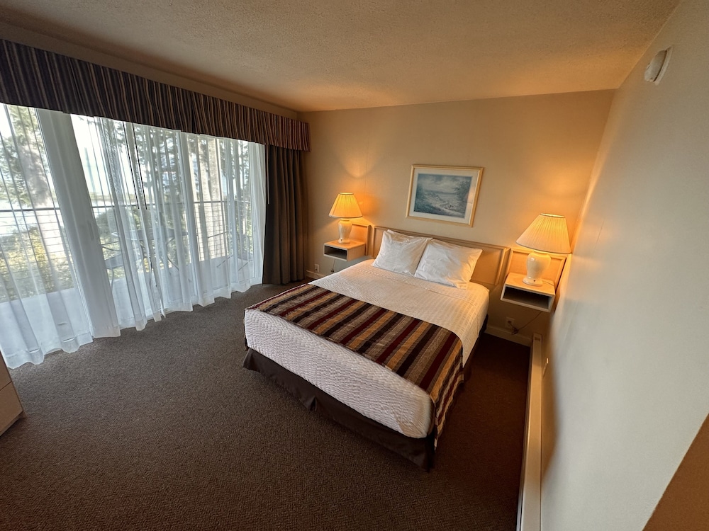 Astoria Crest Motel