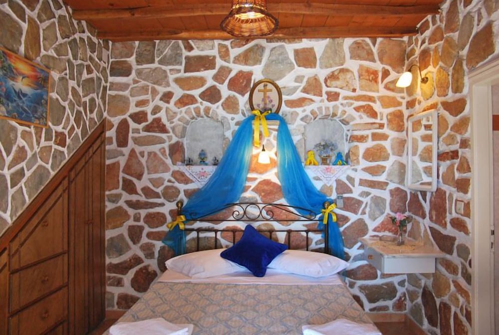 Aigaio Rooms and Studios photo 4