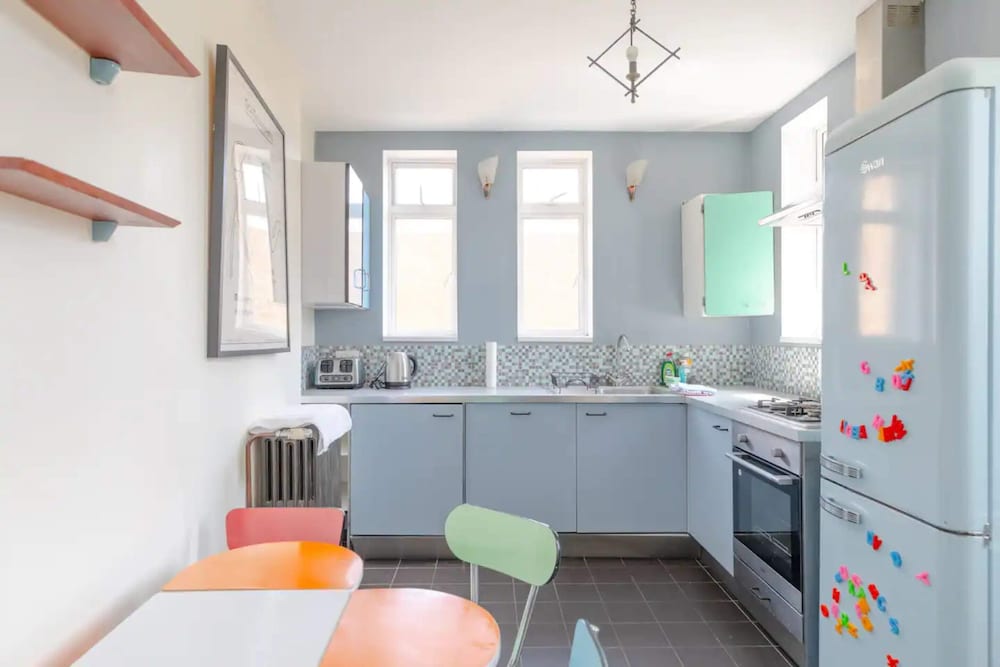Stylish & Welcoming 3BD Flat - Stoke Newington