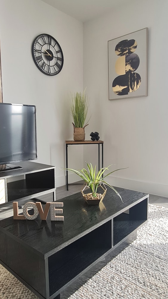 Modern City Apartment